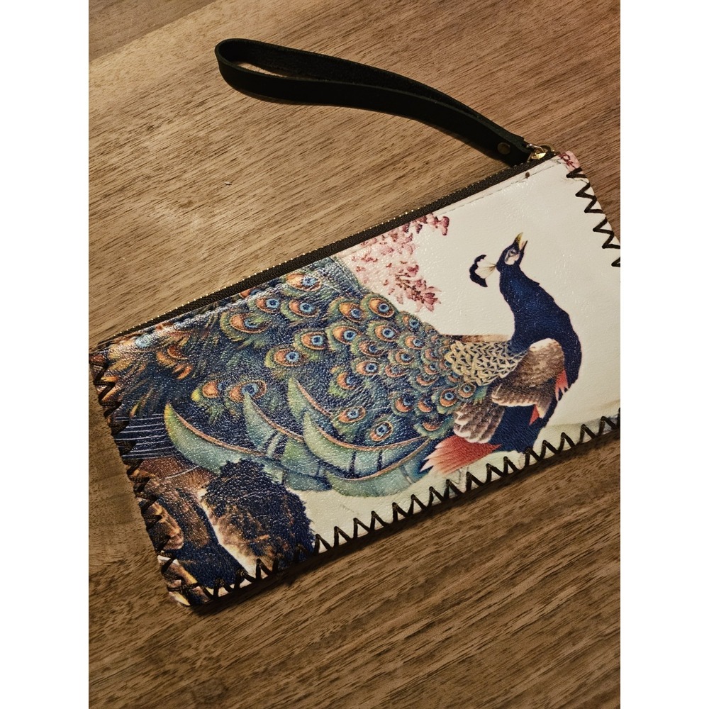 Ladies‎ Leather Wristlet  With Peacock Design. 3 Divided Sections